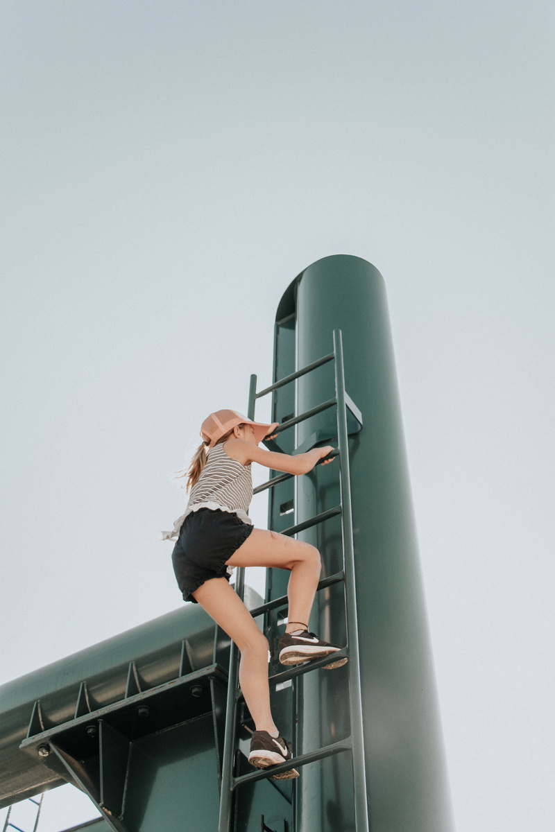 outdoors, healthy Lifestyle, staircase, work out, moving Up, fashion, urban, person, girl, stripe, clambering, fitness, sports Clothing, nike, city, young Adult