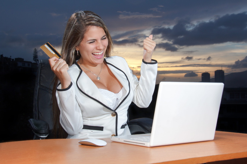 happy, young, attractive, happiness, cheerful, adspublicity, beautiful woman, connection, laptop, emotion, young adult, web, pretty, business, buying, girl