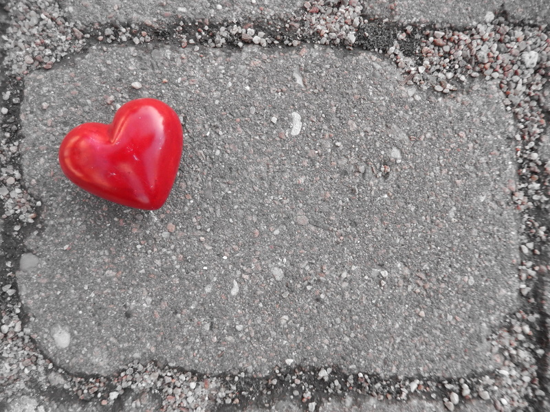 heart, away, directly above, travel, no people, welcome, dom, still life, love, relationship, search, map, street, background, to find, freshness, 4K