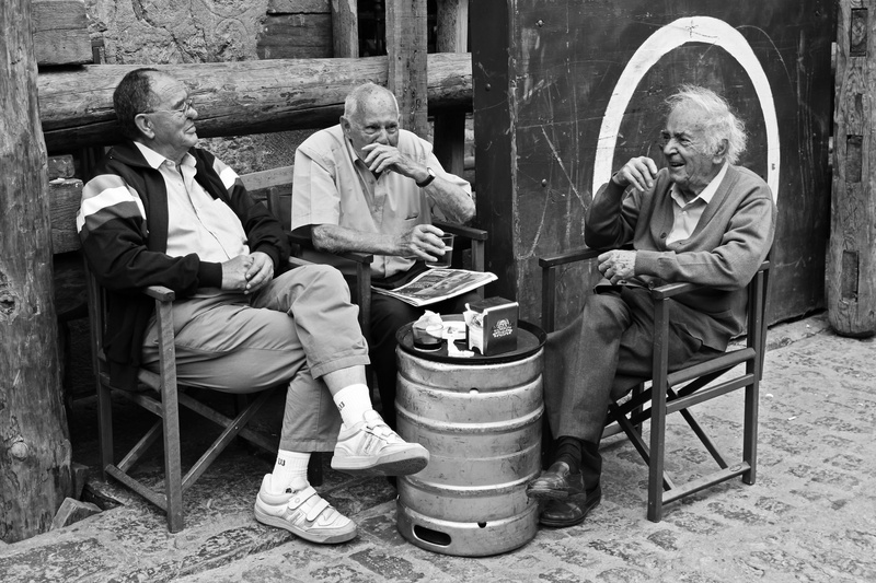 real people, smiles, bench, women, males, cultures, people, aged, fellow, happy, two people, smile, senior Adult, photography, senior men, smiling, casual clothing