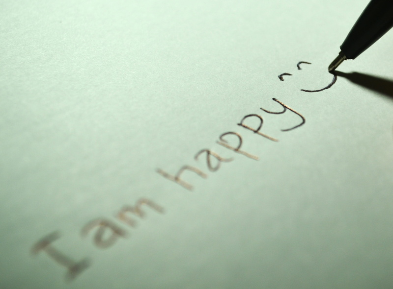 i am happy, write, copy space, correspondence, writing instrument, pen, happiness, indoors, draw, studio shot, paper, arts culture and entertainment, happy