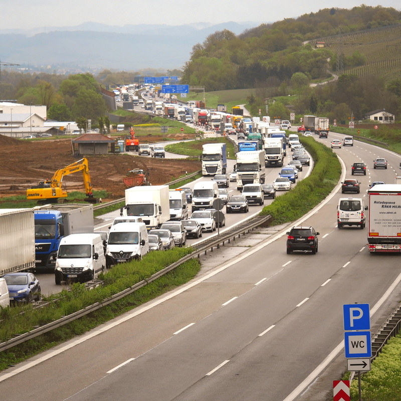 speed restriction, high angle view, traffic, plant, road, 4K, slowly, federal street, a6, construction work, heilbronn, day, car, slow moving, city, stand