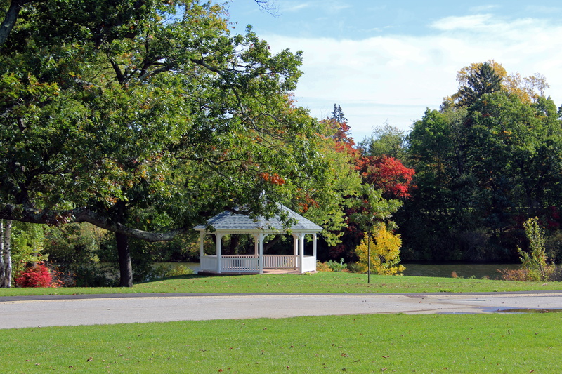afternoon, architecture, outdoors, gazebo, no people, white, field, building, cloud - sky, house, summer, built structure, beauty in nature, trees, plant