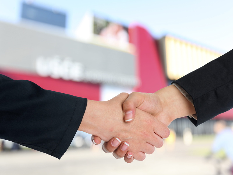 contract, human hand, office, shake, business person, deal, meet, negotiation, cooperation, corporate business, greeting, congratulating, outdoors, hand
