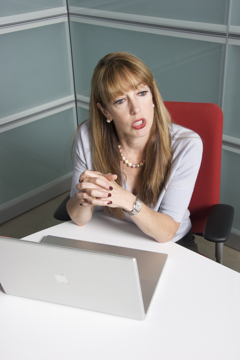 women, desk, wooden, undertake, dialogue, negotiation, front view, real people, business, indoors, business person, sitting, 2K, marketing, portrait, corporate business