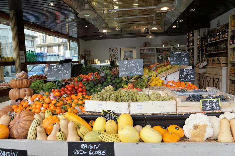 Vegetables, organic, citrus fruit, abundance, 5K, grape, apple, retail, act, wellbeing, trade, no people, Frisch, sale, text, food and drink, retail display
