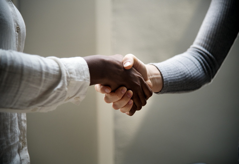 4K, communication, friends, achievement, business, business person, grasp, two people, expression, caucasian, cooperation, colleague, collaboration, human body part