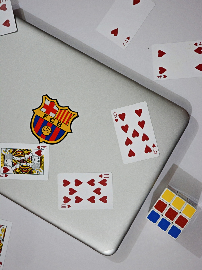 participate, opportunity, leisure games, arts culture and entertainment, 5K, white, high angle view, indoors, fun, gambling, poker, game of chance, luck