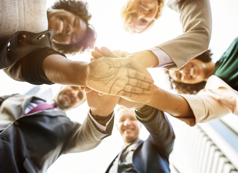 happiness, businesswomen, group of people, city, togetherness, diversity, corporate, business people, group, urban, men, 2K, people, businessmen, males