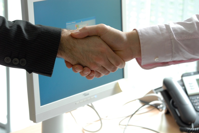 cooperation, people, 4K, meeting, shaking, monitor, hands, white, business, flat, professional, greeting, two people, communication, congratulating, partnership