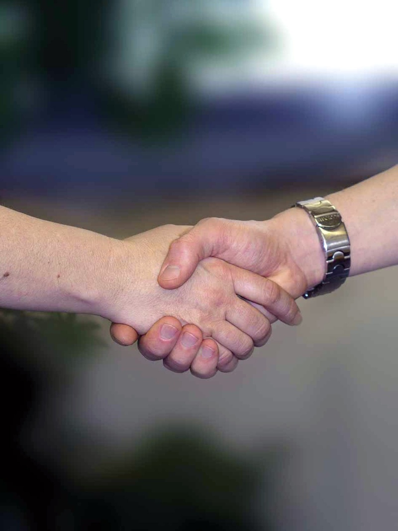 positive emotion, human Hand, human body part, shake, holding Hands, women, focus on foreground, two People, men, welcome, handshake, 1080P, close-up