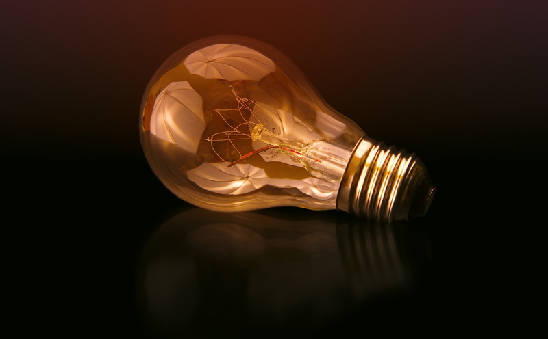 studio shot, Black, copy space, filament, electric lamp, still life, light bulb, illuminated, close-up, electricity, single object, GlassBulb, indoors