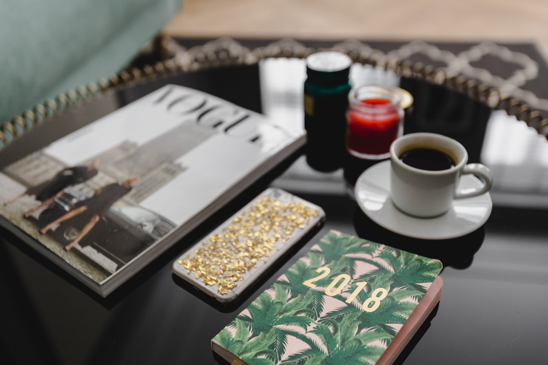 communication, agenda, wireless technology, no people, tray, connection, furniture, food, view, drink, plate, top, indoors, breakfast, refreshment, coffee cup