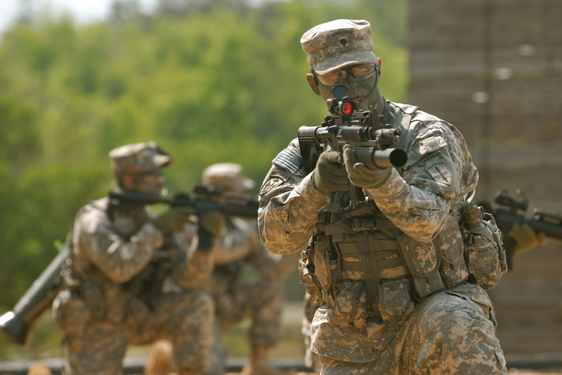 army soldier, camouflage clothing, weapon, aggression, machine gun, uniform, military, outdoors, aiming, protection, army hd  1080p high quality, fighting