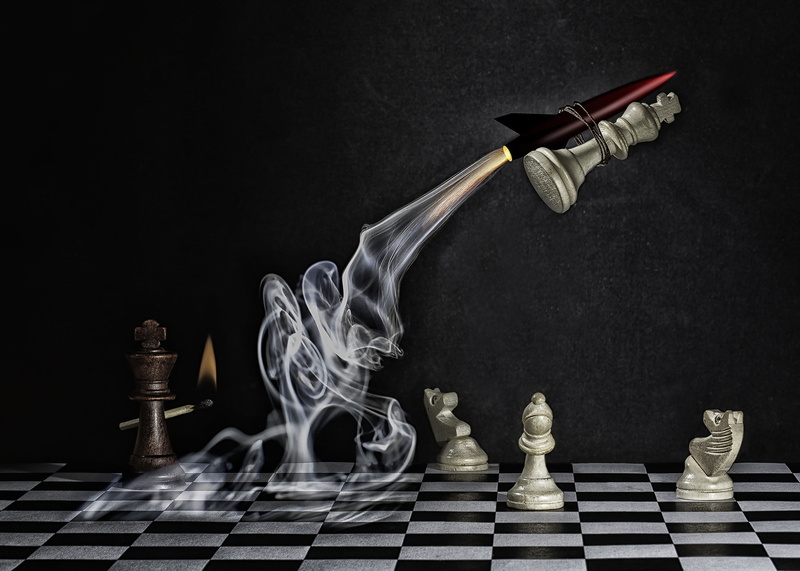 Explosive Checkmate, figure, motion, chess board, no people, studio shot, large group of objects, relaxation, knight - chess piece, leisure games, 1080P