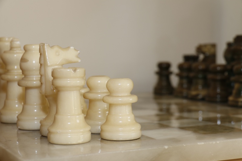competition, chess Board, board, white color, chess piece, indoors, move, checkmate, relaxation, advance, close-up, pawn - Chess Piece, king - chess piece