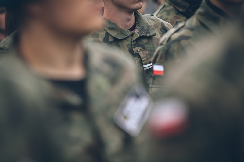 young adult, history, rising, group, honor, homeland, the war, portable information device, clothing, fight, mobile phone, the army, photography, independence