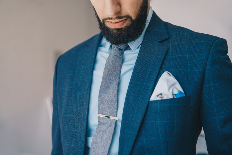 beard, Mens Fashion, mens, indoors, facial hair, clothing, Suits, photo, well-dressed, front view, menswear, business person, adult, studio shot, one person
