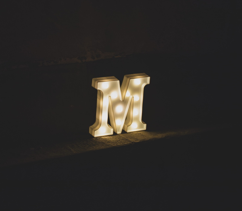 marquee, canon, year, number, sign, signage, dark, shiny, white, photography, wording, interior design, night, gold, bulb, single Word, alphabet, illustration