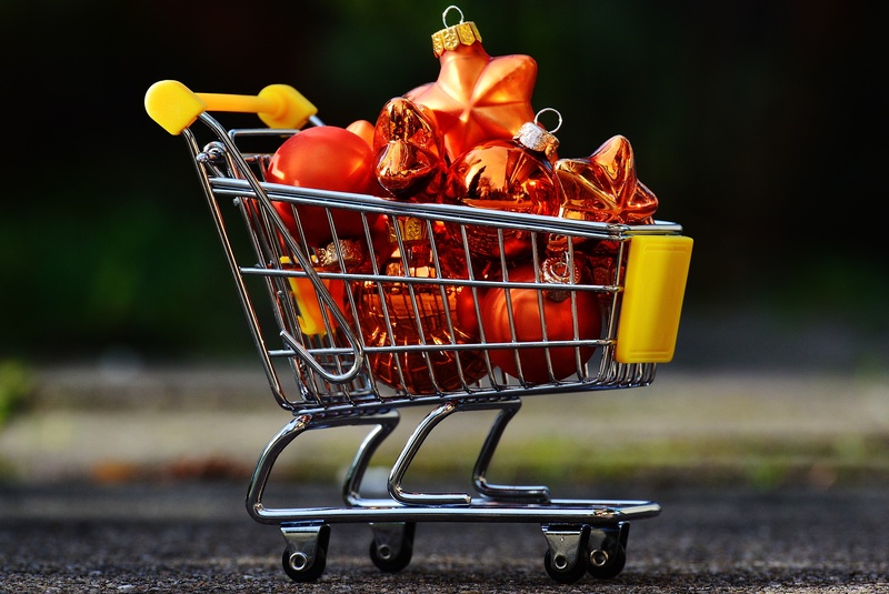 shopping, fruit, focus on foreground, shopping cart, metal, gray, 4K, retail, food and drink, red, no people, baubles, online, healthy eating, outdoors