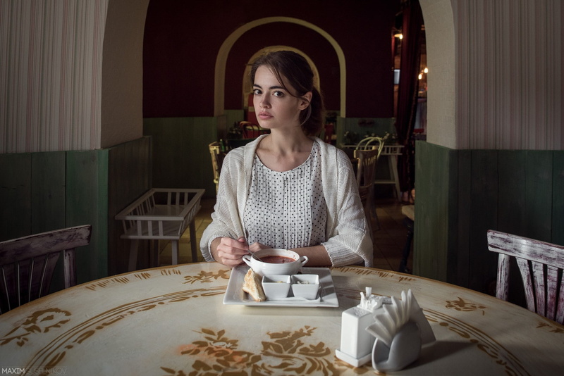 lydia savodyorova, model, molecular, bowl, soup, 1080P, savodyorova, maxim, models, white, portrait, maxim guselnikov, women, molecular models, ceramic
