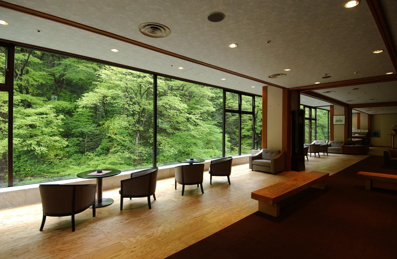 seat, style, light - Natural Phenomenon, tree, wall - Building Feature, wide, glass - Material, wooden, pedestal, corridor, window, residential Building