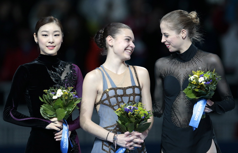 adult, flower arrangement, female, happiness, three, event, wedding, pedestal, plant, The XXII Winter Olympic Games, figure skating, flowering plant, Korea
