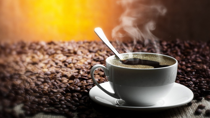 drink, latte, scented, freshness, table, wood - Material, dark, spoon, coffee Crop, coffee Bean, liquid, espresso, selective focus, ceramic, crockery, hot drink