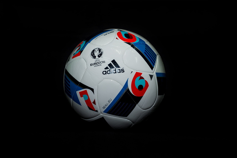 united kingdom, car, soccer, bristol, association football, team, sphere, adidas, mode of transportation, no people, helmet, single object, sports equipment