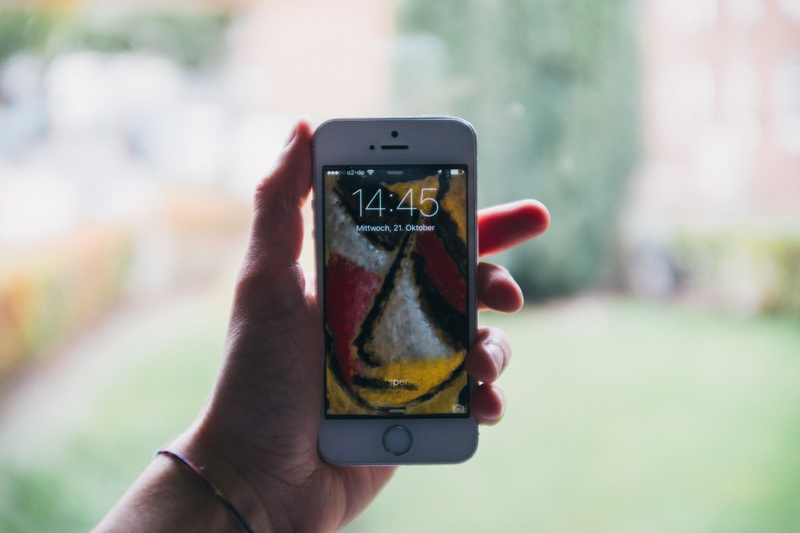 wireless technology, photography themes, view, monitor, palmtop, close-up, id, portable information device, slide, art, 5s, touch, human body part, outdoors