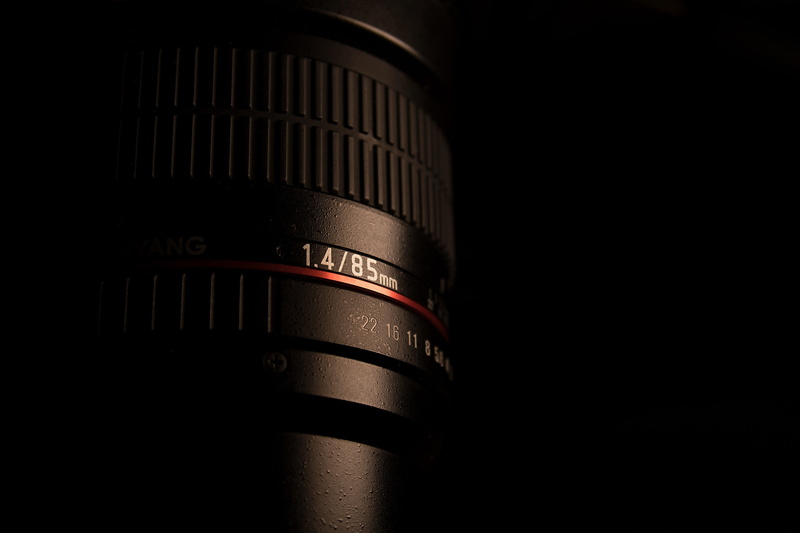 lens, photography themes, indoors, industry, equipment, modern, no people, studio shot, dark, close-up, black background, number, camera, photographic equipment