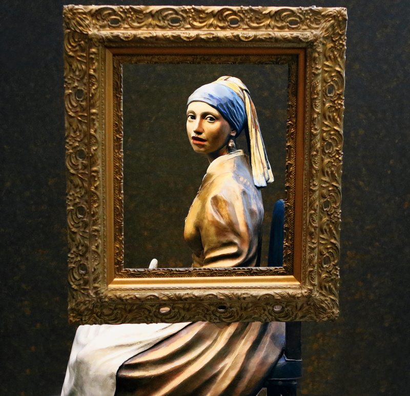 4K, male likeness, craft, earing, gold colored, painting, woman, humor, human representation, gown, john seward johnson ii, representation, female likeness