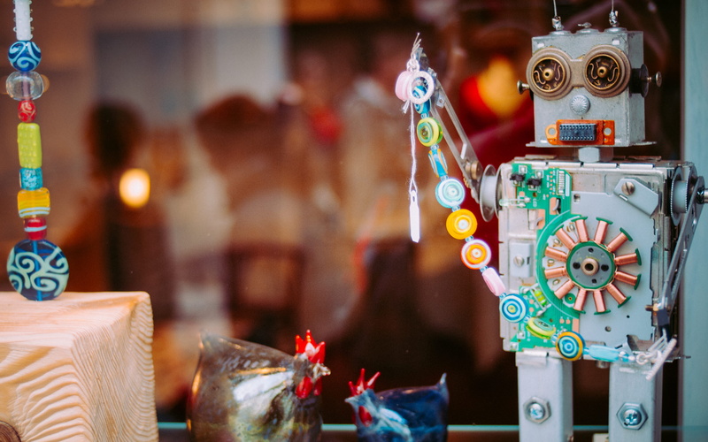 robot, business, ideas, tech, shop, christmas, technology, star shape, retail display, recycle, colors, focus on foreground, hanging, 4K, retail, czechia