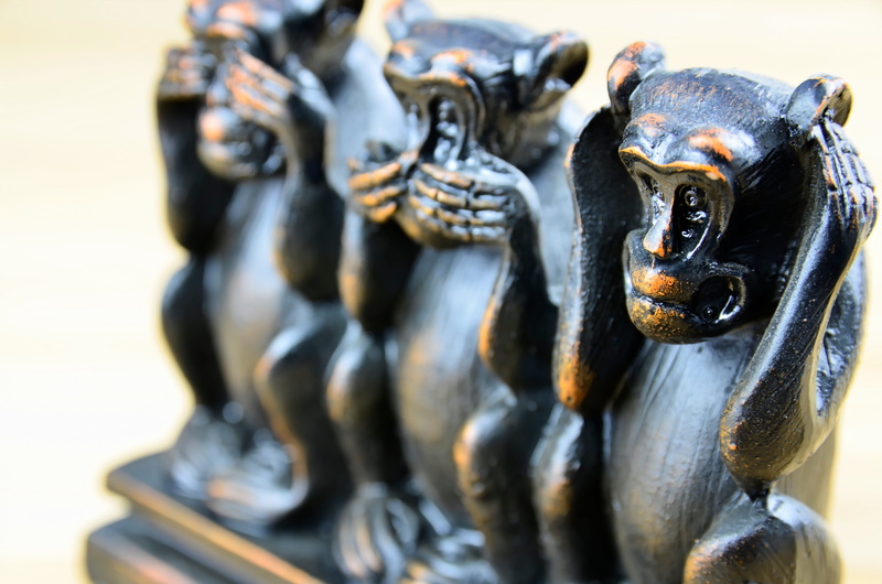 close-up, three, metal, focus, three monkeys, animal wildlife, photograph, sculpture, wise, the past, art and craft, i do not hear evil, monkey, ornate