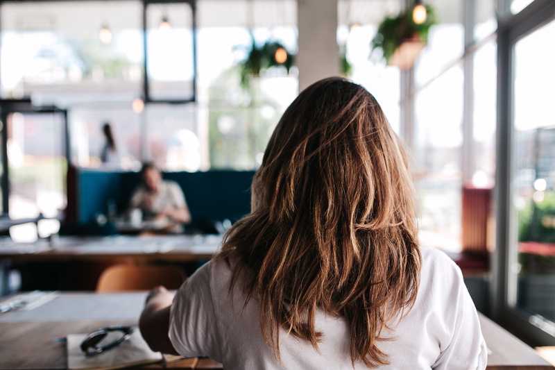 computer, copy Space, macbook, workplace, long hair, human hair, working, color Image, sitting, hair, female, wireless technology, businesswoman, restaurant