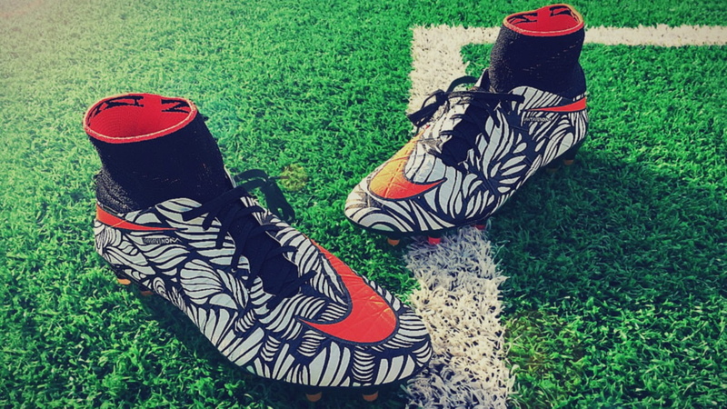 no people, orange, field, Football Boots, gray, plant, cleats, 720P, grass, green color, outdoors, day, Ousadia Alegria, nature, representation, pair