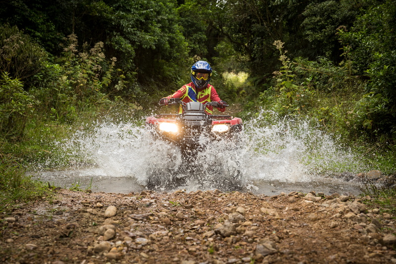 sport, transportation, outdoors, day, motion, mxparts, adventure, tree, nature, quadriciclo, leisure activity, honda, four wheeler, recreational pursuit