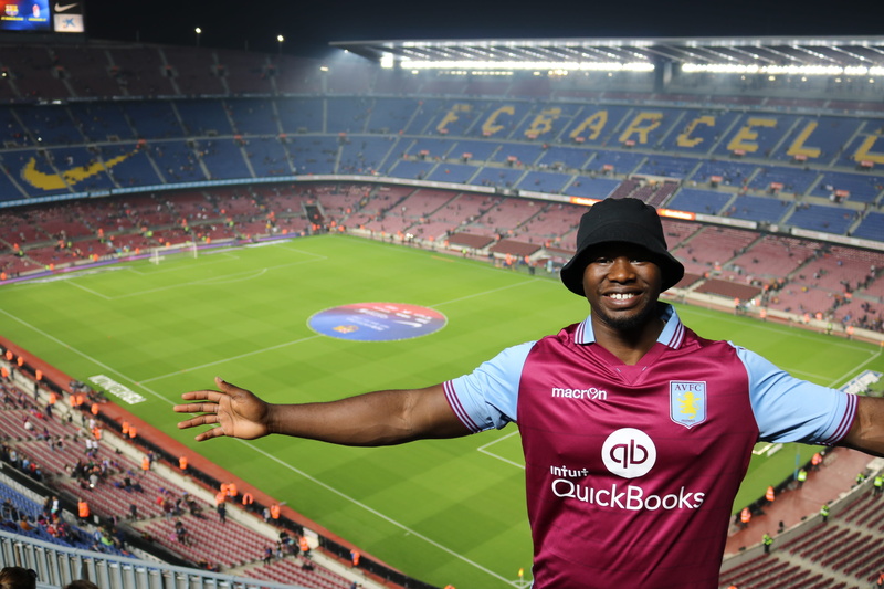 excite, soccer, stadium crowd, team sport, league, young men, emotion, professional, ball, game, goal, spectator, barcelona fc, waist up, human limb, new