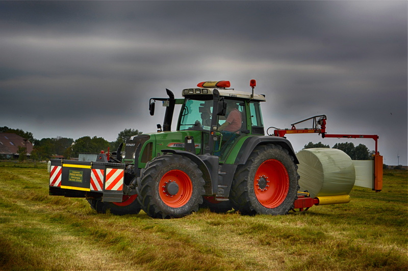outdoors, midlum, agricultural machinery, field, baler, tug, hay bales, hay, landtechnik, day, 4K, cloud - sky, tractors, farm, machinery, agricultural equipment