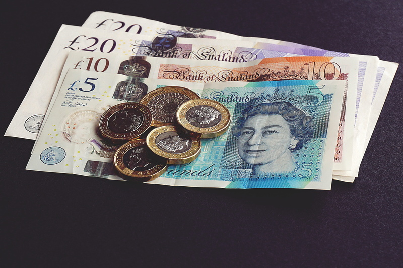 business finance and industry, table, variation, paper currency, human representation, currency, pounds, studio shot, savings, male likeness, number, bank