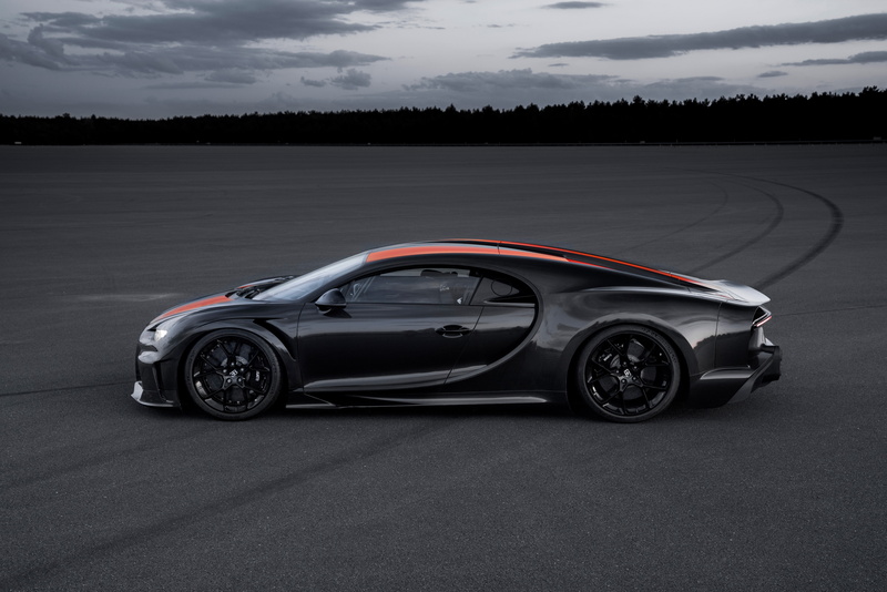 8K, Chiron, asphalt, hypercar, Bugatti, Super Sport 300+