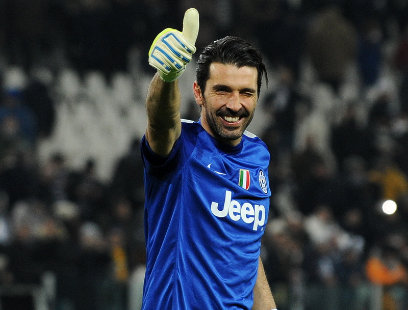 sport, human arm, one person, holding, sports uniform, front view, young adult, waist up, 1080P, Juventus, gesturing, arms raised, men, Azzurri, Gianluigi Buffon
