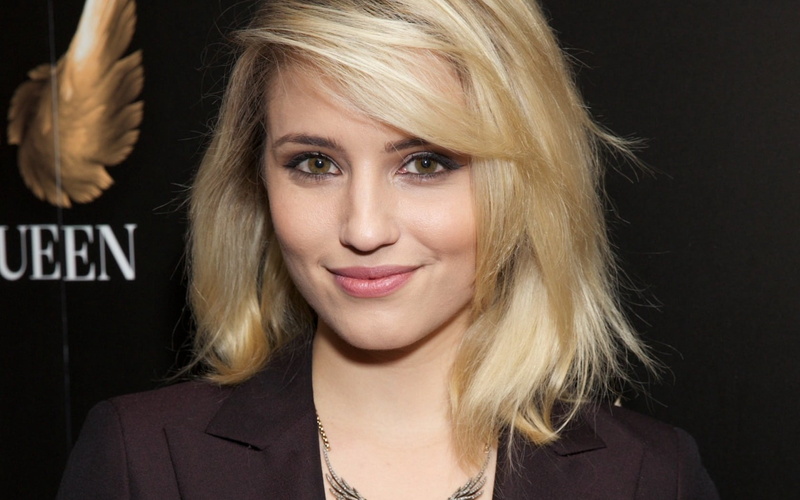 hair, peaked, 720P, indoors, beautiful, young Adult, studio Shot, smile, hairstyle, human Face, beautiful woman, portrait, blonde, cheerful, looking At Camera