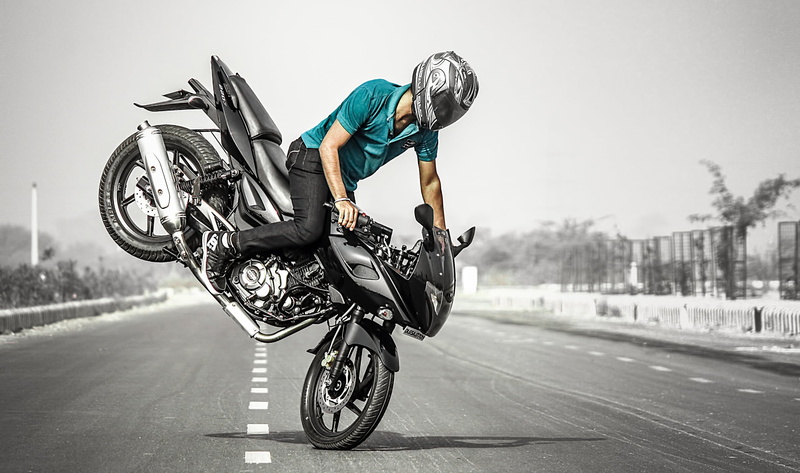 sports, day, biker, 1080P, men, land vehicle, standard, real people, gray, sports helmet, extreme sports, bicycle, one person, headwear, road, ride, transportation