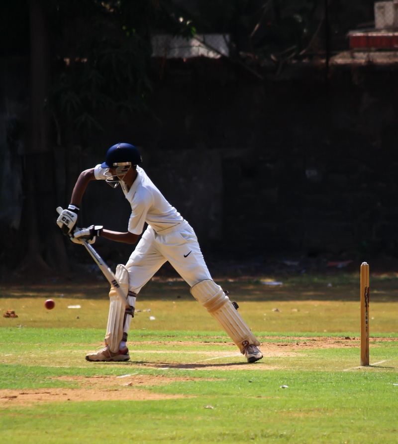 batsman, men, playing, headwear, baseball - sport, cricketer, leisure activity, lifestyles, sports clothing, day, cricket game, clothing, competition, standing