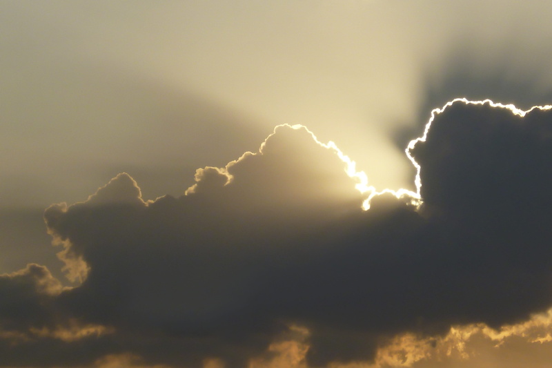 no people, beauty in nature, streaming, dramatic sky, light, Sun, clouds form, cloud formation, confidence, dark clouds, expectation, rays, Sunbeam, power in nature