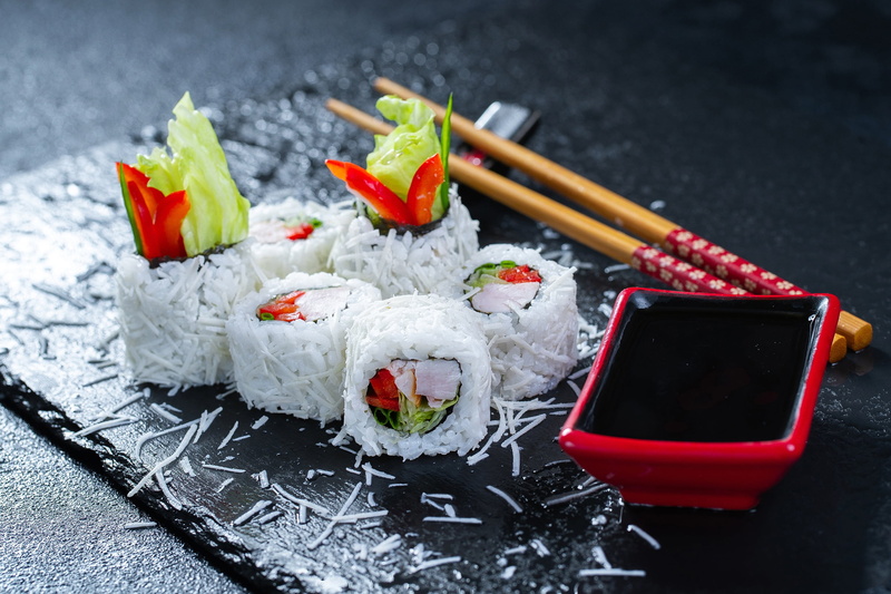 figure, 2K, bokeh, sushi, fish, vegetables, sticks