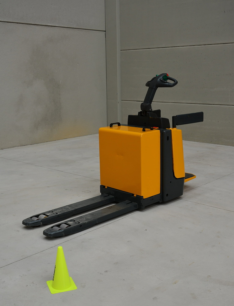 wall - building feature, protection, worker, industry, shelves, truck, driving, pallets, logistics, storage operations, test, human resources, examination