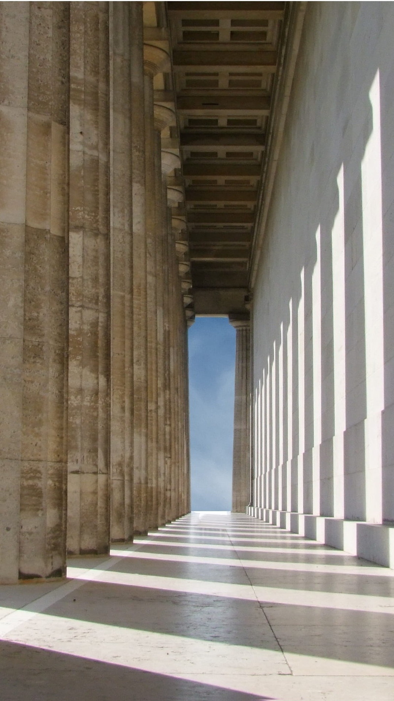 art, aesthetics, lichtspiel, genius, columnar, ceiling, built structure, history, no people, greek architecture, diminishing perspective, exhibition, travel destinations