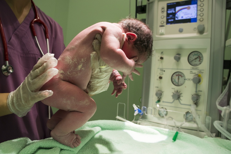 photography, side view, newborn, working, clinic, live, 4K, shirtless, domestic bathroom, adult, life, two people, childhood, bathroom, real people, caucasian Ethnicity